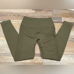 Alphalete Amplify Leggings - Oak SMALL